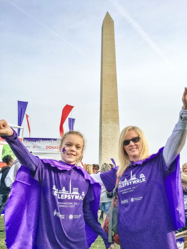 Photo f mom and daughter at the National Mall in Washington DC