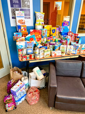 Photo American Academy food drive