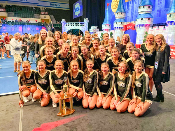 Photo Rock Canyon varsity cheer team