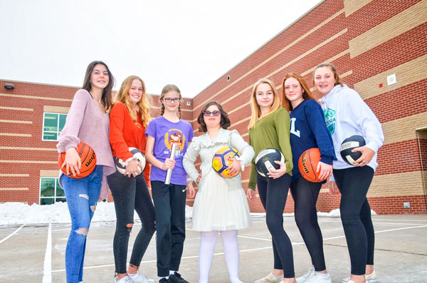 Photo Rocky Heights student Emporing Women in Sports Day luncheon