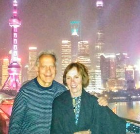 Photo of Tom and Judy Pecsok traveling together.