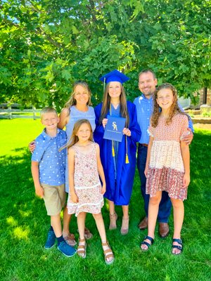 Photo of Christy Kloter with her family.
