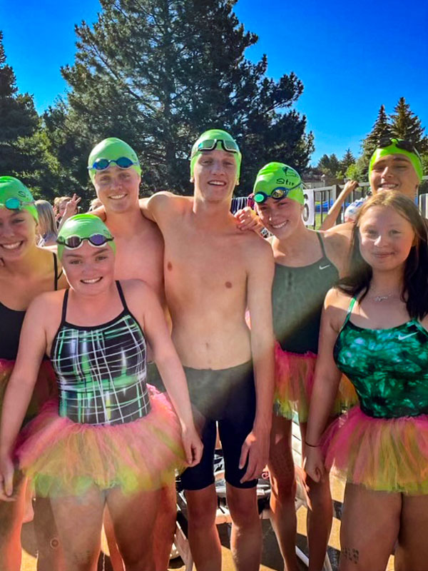 Photo of Stingrays junior coaches Sarah, Avery, Sam, Brandon, Abigail, Julian and Maddie