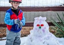 Neighbor kids are having fun with ice jewels, making faces and snow painting with accents of color. Ice jewels can also make mosaics in snow (inset).