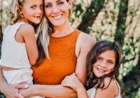 Jessica and her daughters, Kaelyn and Kinley.